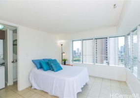 445 Kaiolu Street,Honolulu,Hawaii,96815,1 Bedroom Bedrooms,1 BathroomBathrooms,Condo/Townhouse,Kaiolu,6,17582086