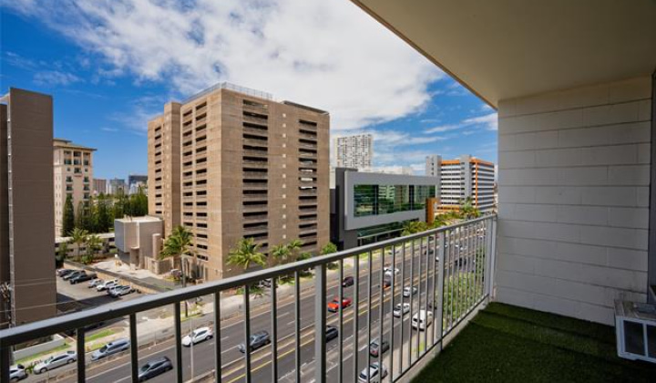 1414 Alexander Street,Honolulu,Hawaii,96822,1 Bedroom Bedrooms,1 BathroomBathrooms,Condo/Townhouse,Alexander,10,17954610
