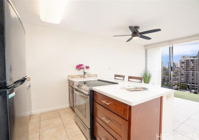 1414 Alexander Street,Honolulu,Hawaii,96822,1 Bedroom Bedrooms,1 BathroomBathrooms,Condo/Townhouse,Alexander,10,17954610