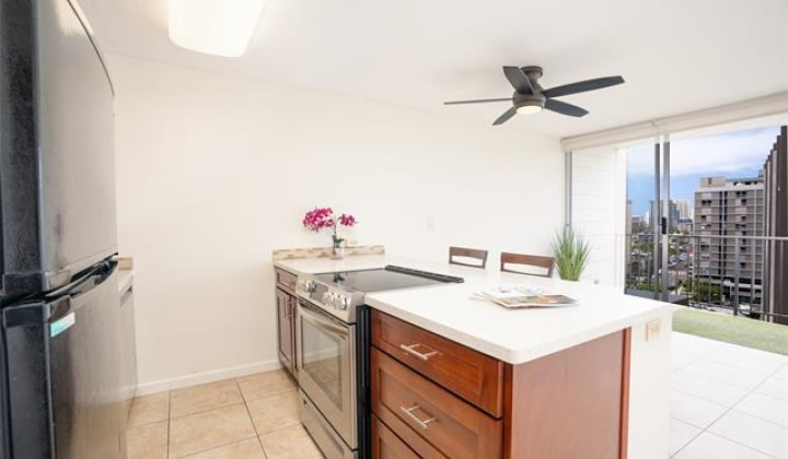 1414 Alexander Street,Honolulu,Hawaii,96822,1 Bedroom Bedrooms,1 BathroomBathrooms,Condo/Townhouse,Alexander,10,17954610