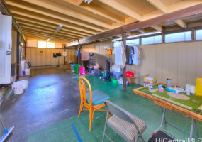 1007 Elsie Lane,Honolulu,Hawaii,96826,5 Bedrooms Bedrooms,3 BathroomsBathrooms,Single family,Elsie,17954870