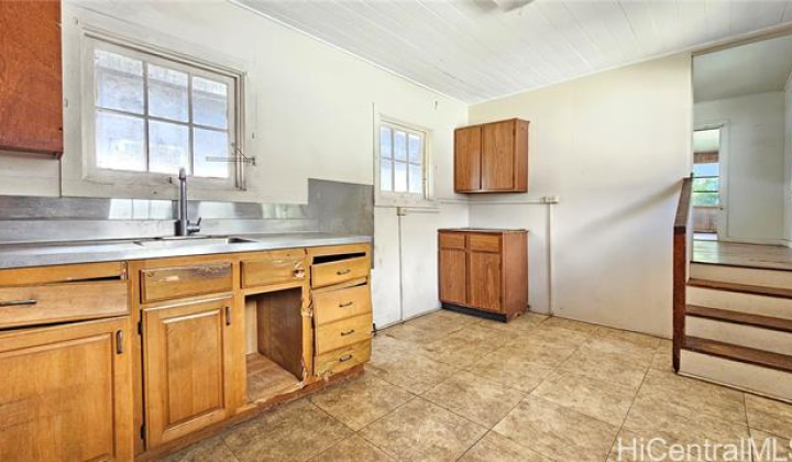 1727 Nuuanu Avenue,Honolulu,Hawaii,96817,8 ベッドルーム ベッドルーム,3 バスルームバスルーム,一戸建て,Nuuanu,19123774
