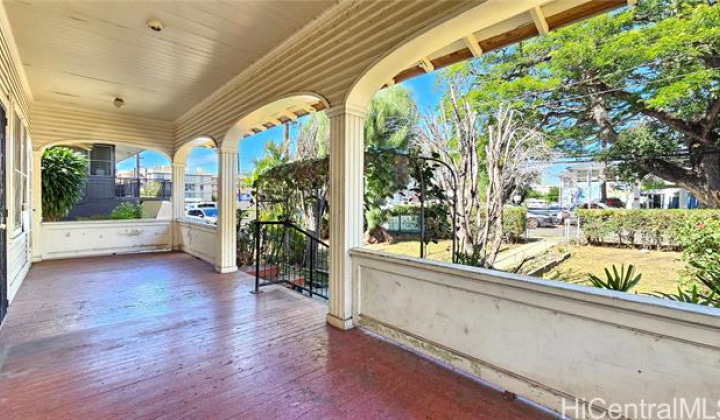 1727 Nuuanu Avenue,Honolulu,Hawaii,96817,8 ベッドルーム ベッドルーム,3 バスルームバスルーム,一戸建て,Nuuanu,19123774