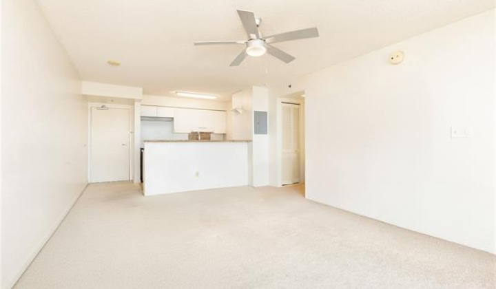 215 King Street,Honolulu,Hawaii,96817,2 Bedrooms Bedrooms,2 BathroomsBathrooms,Condo/Townhouse,King,15,19145608