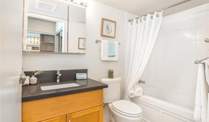 1296 Kapiolani Boulevard,Honolulu,Hawaii,96814,2 Bedrooms Bedrooms,2 BathroomsBathrooms,Condo/Townhouse,Kapiolani,23,17960513