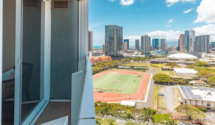 1296 Kapiolani Boulevard,Honolulu,Hawaii,96814,2 Bedrooms Bedrooms,2 BathroomsBathrooms,Condo/Townhouse,Kapiolani,23,17960513