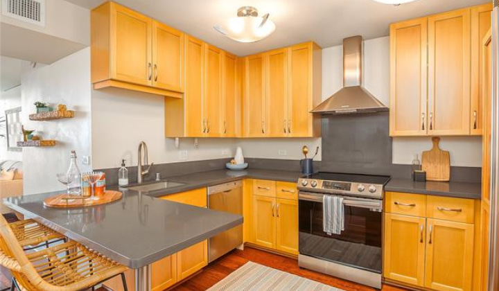 1296 Kapiolani Boulevard,Honolulu,Hawaii,96814,2 Bedrooms Bedrooms,2 BathroomsBathrooms,Condo/Townhouse,Kapiolani,23,17960513