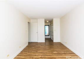 2233 Ala Wai Boulevard,Honolulu,Hawaii,96815,2 Bedrooms Bedrooms,2 BathroomsBathrooms,Condo/Townhouse,Ala Wai,5,17960535