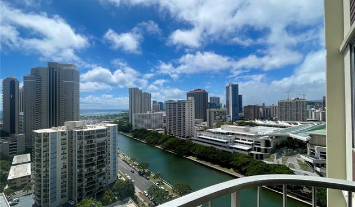 1717 Ala Wai Boulevard,Honolulu,Hawaii,96815,2 ベッドルーム ベッドルーム,2 バスルームバスルーム,コンド / タウンハウス,Ala Wai,21,17961793