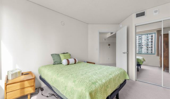 1314 Kalakaua Avenue,Honolulu,Hawaii,96826,2 Bedrooms Bedrooms,2 BathroomsBathrooms,Condo/Townhouse,Kalakaua,9,19127055