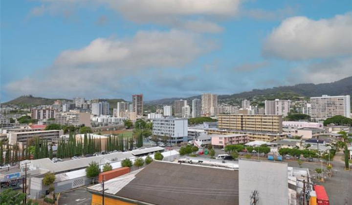 1314 Kalakaua Avenue,Honolulu,Hawaii,96826,2 Bedrooms Bedrooms,2 BathroomsBathrooms,Condo/Townhouse,Kalakaua,9,19127055
