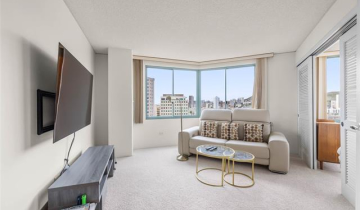 1314 Kalakaua Avenue,Honolulu,Hawaii,96826,2 Bedrooms Bedrooms,2 BathroomsBathrooms,Condo/Townhouse,Kalakaua,9,19127055