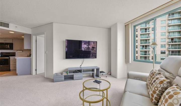 1314 Kalakaua Avenue,Honolulu,Hawaii,96826,2 Bedrooms Bedrooms,2 BathroomsBathrooms,Condo/Townhouse,Kalakaua,9,19127055