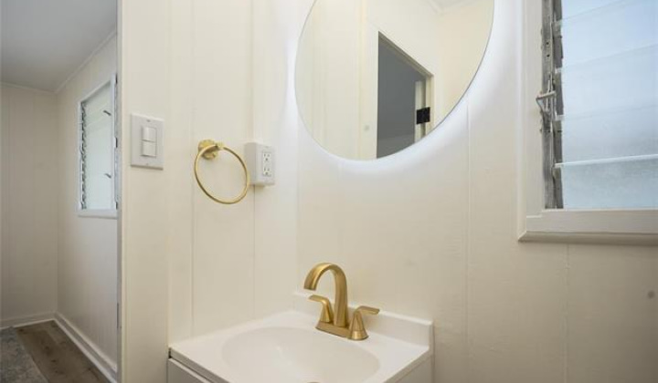 3063 Woolsey Place,Honolulu,Hawaii,96822,3 Bedrooms Bedrooms,1 BathroomBathrooms,Single family,Woolsey,17962446