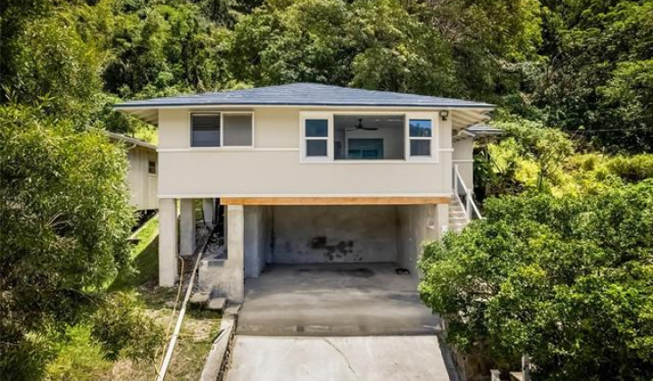 3063 Woolsey Place,Honolulu,Hawaii,96822,3 Bedrooms Bedrooms,1 BathroomBathrooms,Single family,Woolsey,17962446