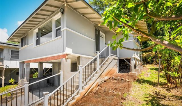 3063 Woolsey Place,Honolulu,Hawaii,96822,3 Bedrooms Bedrooms,1 BathroomBathrooms,Single family,Woolsey,17962446