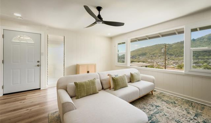 3063 Woolsey Place,Honolulu,Hawaii,96822,3 Bedrooms Bedrooms,1 BathroomBathrooms,Single family,Woolsey,17962446