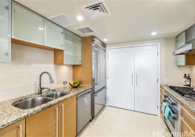 1177 Queen Street,Honolulu,Hawaii,96814,2 Bedrooms Bedrooms,2 BathroomsBathrooms,Condo/Townhouse,Queen,42,17962517