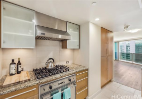 1177 Queen Street,Honolulu,Hawaii,96814,2 Bedrooms Bedrooms,2 BathroomsBathrooms,Condo/Townhouse,Queen,42,17962517