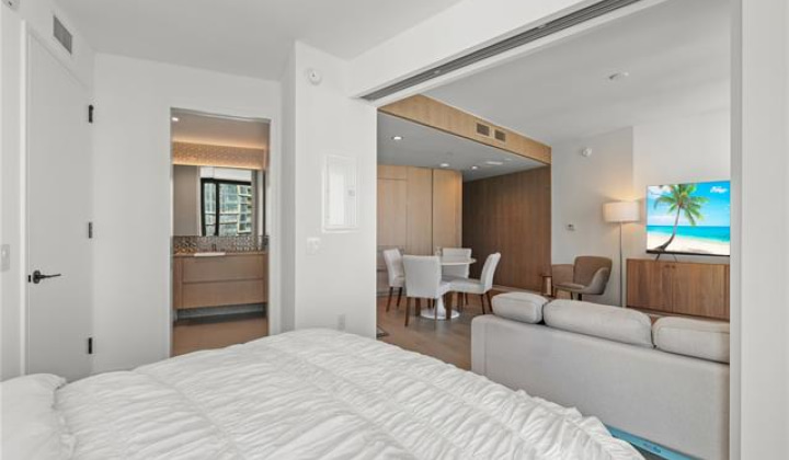 1000 Auahi Street,Honolulu,Hawaii,96814,1 Bedroom Bedrooms,1 BathroomBathrooms,Condo/Townhouse,Auahi,29,19128637