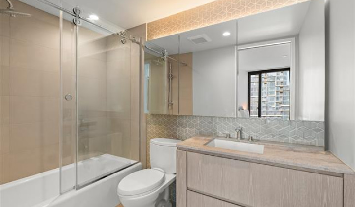 1000 Auahi Street,Honolulu,Hawaii,96814,1 Bedroom Bedrooms,1 BathroomBathrooms,Condo/Townhouse,Auahi,29,19128637