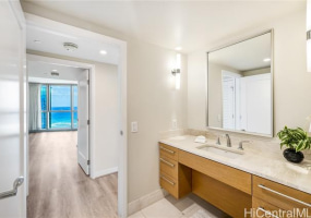 1177 Queen Street,Honolulu,Hawaii,96814,2 Bedrooms Bedrooms,2 BathroomsBathrooms,Condo/Townhouse,Queen,42,17962517