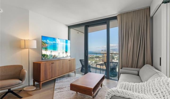 1000 Auahi Street,Honolulu,Hawaii,96814,1 Bedroom Bedrooms,1 BathroomBathrooms,Condo/Townhouse,Auahi,29,19128637