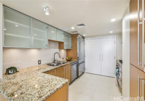1177 Queen Street,Honolulu,Hawaii,96814,2 Bedrooms Bedrooms,2 BathroomsBathrooms,Condo/Townhouse,Queen,42,17962517