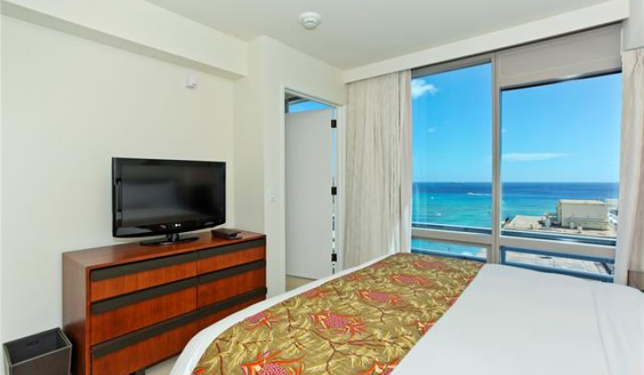 223 Saratoga Road,Honolulu,Hawaii,96815,1 Bedroom Bedrooms,1 BathroomBathrooms,Condo/Townhouse,Saratoga,21,17962674