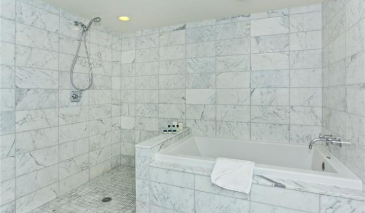 223 Saratoga Road,Honolulu,Hawaii,96815,1 Bedroom Bedrooms,1 BathroomBathrooms,Condo/Townhouse,Saratoga,21,17962674