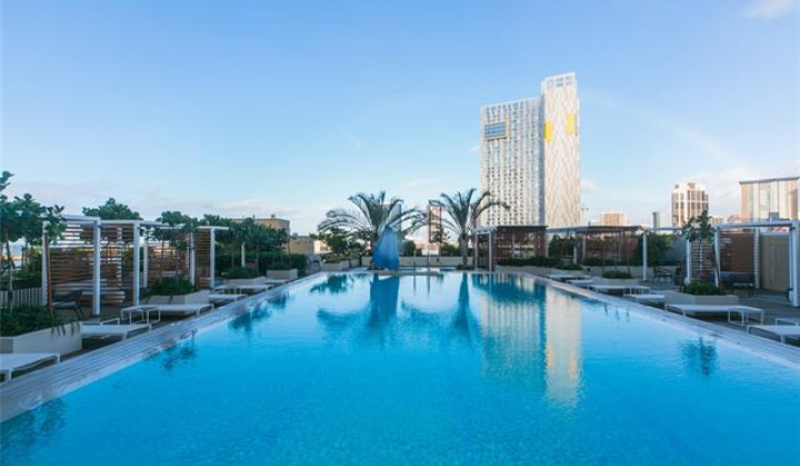 987 Queen Street,Honolulu,Hawaii,96814,2 Bedrooms Bedrooms,2 BathroomsBathrooms,Condo/Townhouse,Queen,14,18486402