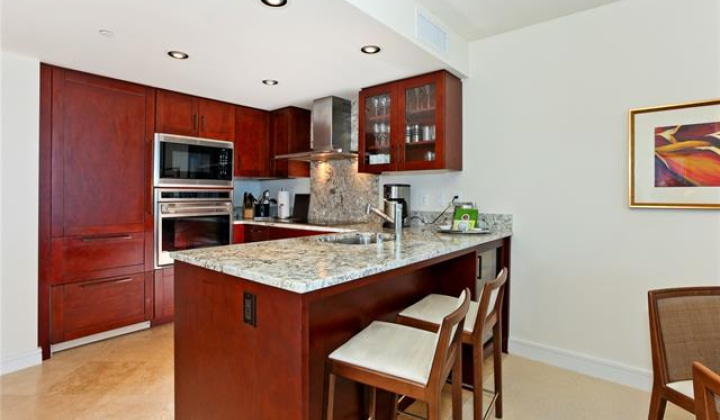 223 Saratoga Road,Honolulu,Hawaii,96815,1 Bedroom Bedrooms,1 BathroomBathrooms,Condo/Townhouse,Saratoga,21,17962674