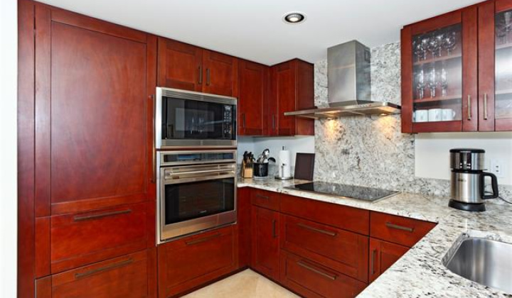 223 Saratoga Road,Honolulu,Hawaii,96815,1 Bedroom Bedrooms,1 BathroomBathrooms,Condo/Townhouse,Saratoga,21,17962674