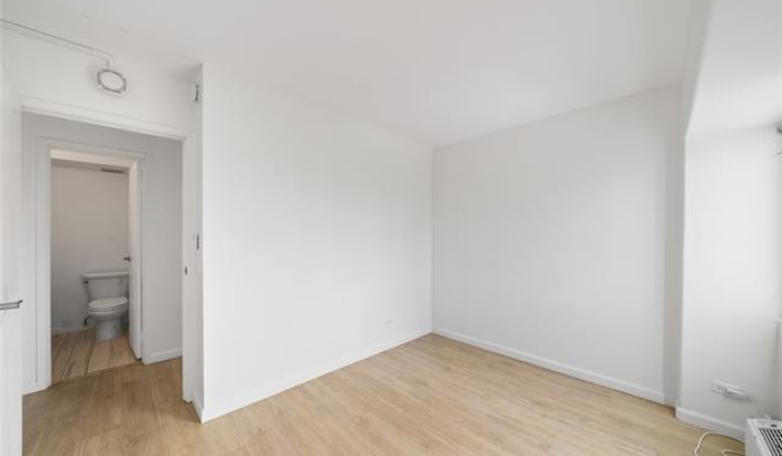 430 Keoniana Street,Honolulu,Hawaii,96815,2 Bedrooms Bedrooms,1 BathroomBathrooms,Condo/Townhouse,Keoniana,3,19129563