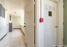 780 Amana Street,Honolulu,Hawaii,96814,2 ベッドルーム ベッドルーム,1 バスルームバスルーム,コンド / タウンハウス,Amana,10,17962954