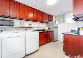 4300 Waialae Avenue,Honolulu,Hawaii,96816,3 Bedrooms Bedrooms,2 BathroomsBathrooms,Condo/Townhouse,Waialae,26,17590470