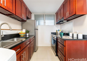 780 Amana Street,Honolulu,Hawaii,96814,2 ベッドルーム ベッドルーム,1 バスルームバスルーム,コンド / タウンハウス,Amana,10,17962954