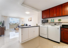 780 Amana Street,Honolulu,Hawaii,96814,2 ベッドルーム ベッドルーム,1 バスルームバスルーム,コンド / タウンハウス,Amana,10,17962954