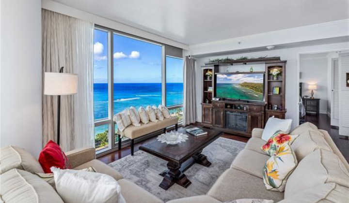 223 Saratoga Road,Honolulu,Hawaii,96815,3 Bedrooms Bedrooms,3 BathroomsBathrooms,Condo/Townhouse,Saratoga,27,18436048