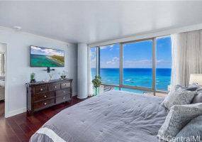 223 Saratoga Road,Honolulu,Hawaii,96815,3 Bedrooms Bedrooms,3 BathroomsBathrooms,Condo/Townhouse,Saratoga,27,18436048
