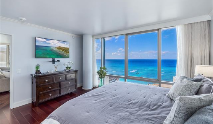 223 Saratoga Road,Honolulu,Hawaii,96815,3 Bedrooms Bedrooms,3 BathroomsBathrooms,Condo/Townhouse,Saratoga,27,18436048