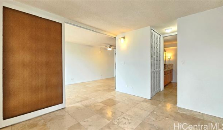 1655 Makaloa Street,Honolulu,Hawaii,96814,1 ベッドルーム ベッドルーム,1 バスルームバスルーム,コンド / タウンハウス,Makaloa,16,19135970