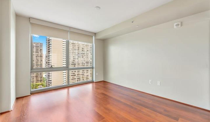 1200 Queen Emma Street,Honolulu,Hawaii,96813,2 Bedrooms Bedrooms,1 BathroomBathrooms,Condo/Townhouse,Queen Emma,19,17968926