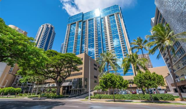 1200 Queen Emma Street,Honolulu,Hawaii,96813,2 Bedrooms Bedrooms,1 BathroomBathrooms,Condo/Townhouse,Queen Emma,19,17968926
