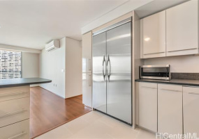 1200 Queen Emma Street,Honolulu,Hawaii,96813,2 Bedrooms Bedrooms,1 BathroomBathrooms,Condo/Townhouse,Queen Emma,19,17968926