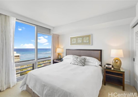 223 Saratoga Road,Honolulu,Hawaii,96815,1 Bedroom Bedrooms,1 BathroomBathrooms,Condo/Townhouse,Saratoga,19,17972556