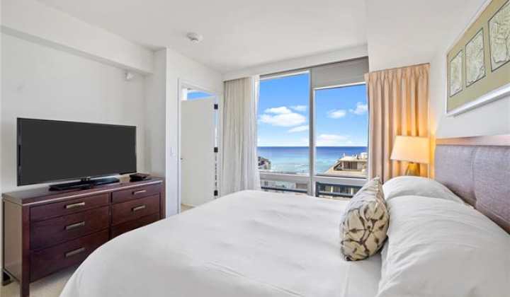 223 Saratoga Road,Honolulu,Hawaii,96815,1 Bedroom Bedrooms,1 BathroomBathrooms,Condo/Townhouse,Saratoga,19,17972556