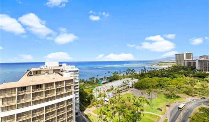 223 Saratoga Road,Honolulu,Hawaii,96815,1 Bedroom Bedrooms,1 BathroomBathrooms,Condo/Townhouse,Saratoga,19,17972556