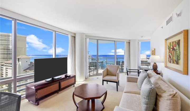 223 Saratoga Road,Honolulu,Hawaii,96815,1 Bedroom Bedrooms,1 BathroomBathrooms,Condo/Townhouse,Saratoga,19,17972556