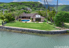 5949 C Kalanianaole Highway,Honolulu,Hawaii,96821,3 ベッドルーム ベッドルーム,3 バスルームバスルーム,一戸建て,Kalanianaole,17985050